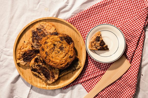 Road‑Trip Breakfast Bakes: Muffins, Scones & Hand Pies